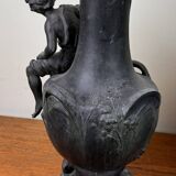 François Moreau: Pair of vases with Napoleon III period characters in regula with bronze patina