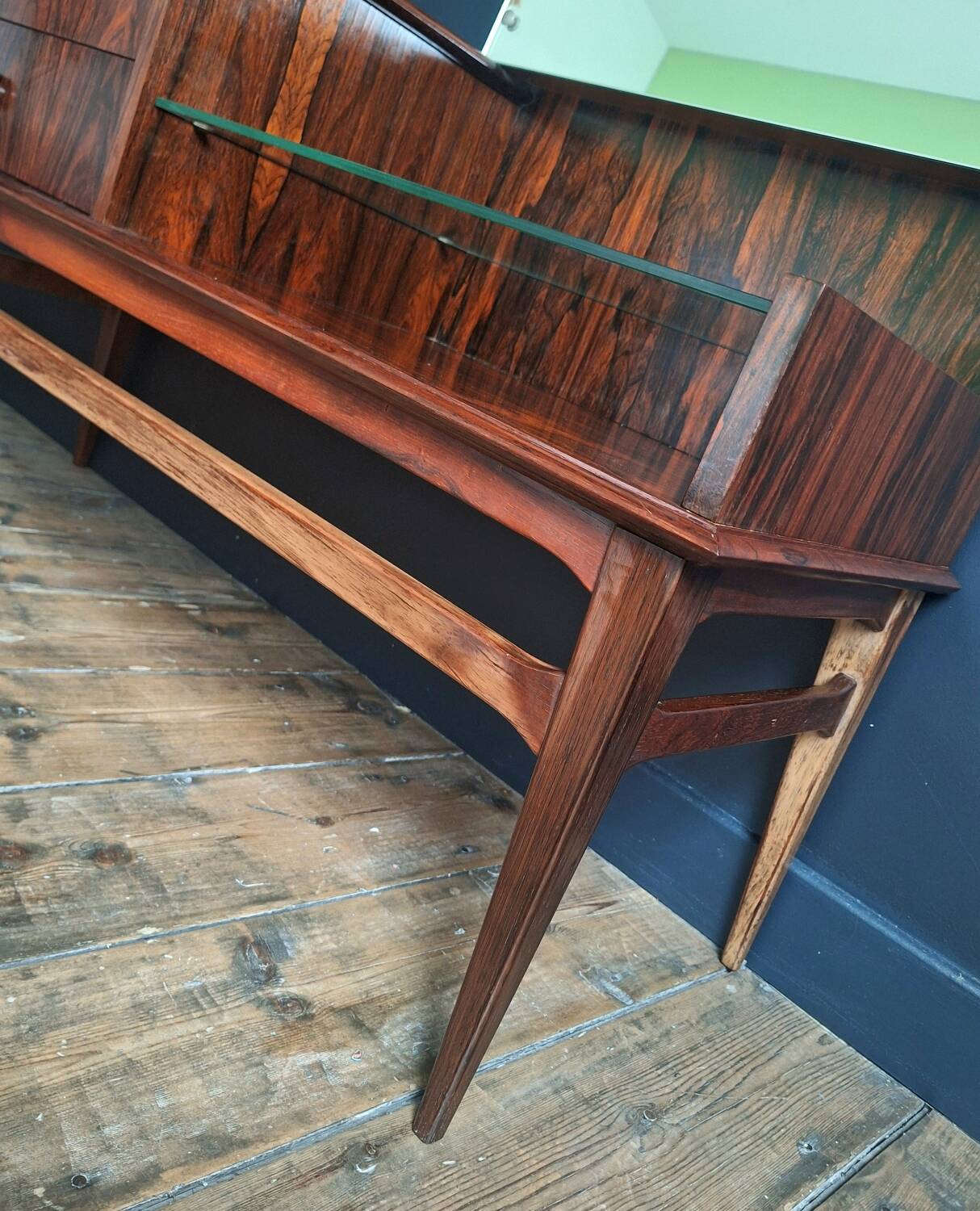 Vintage enfilade in rosewood, antique dressing table, chest of drawers.