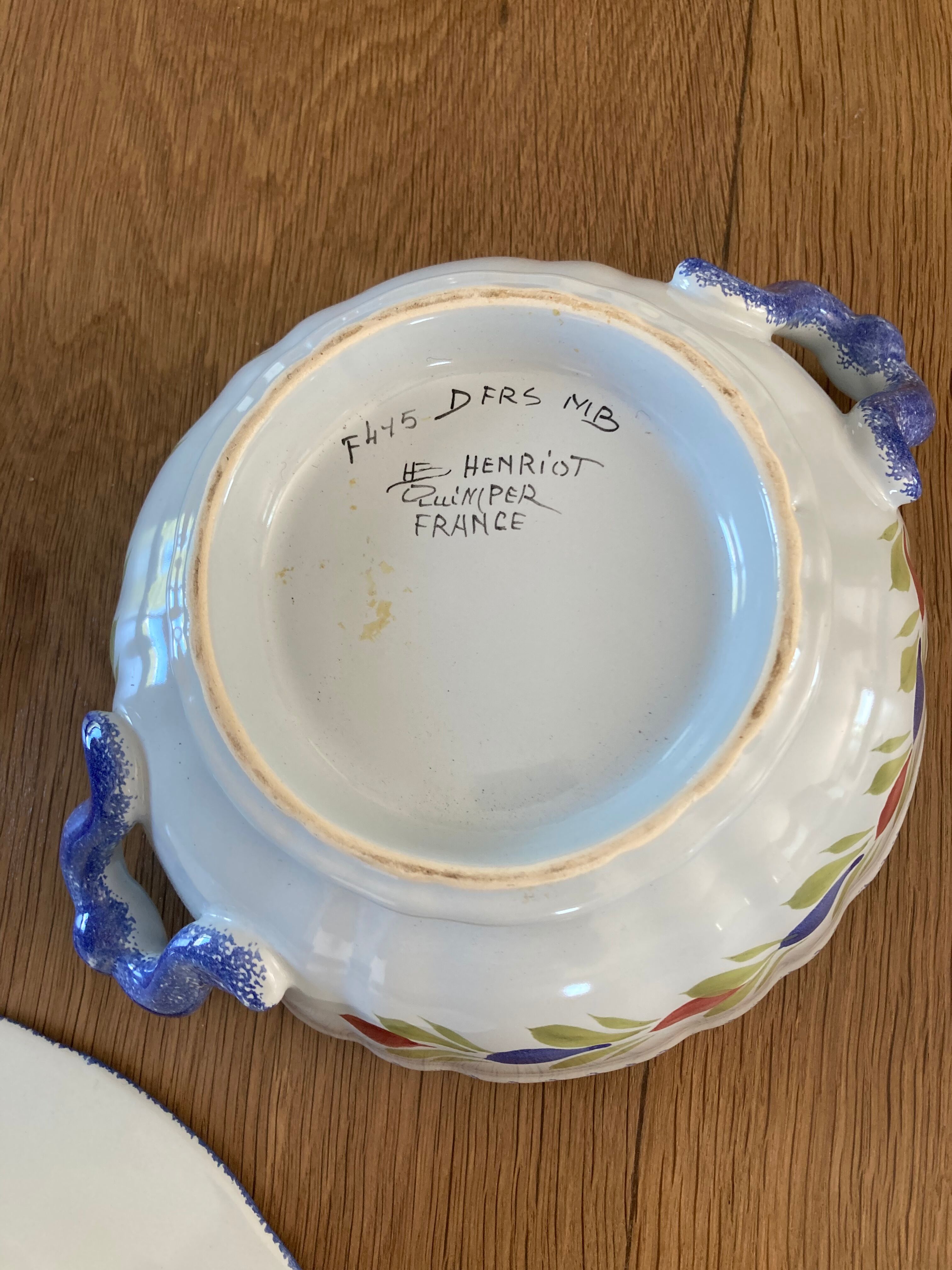 Quimper tureen