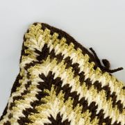 Coussin en crochet vintage années 70