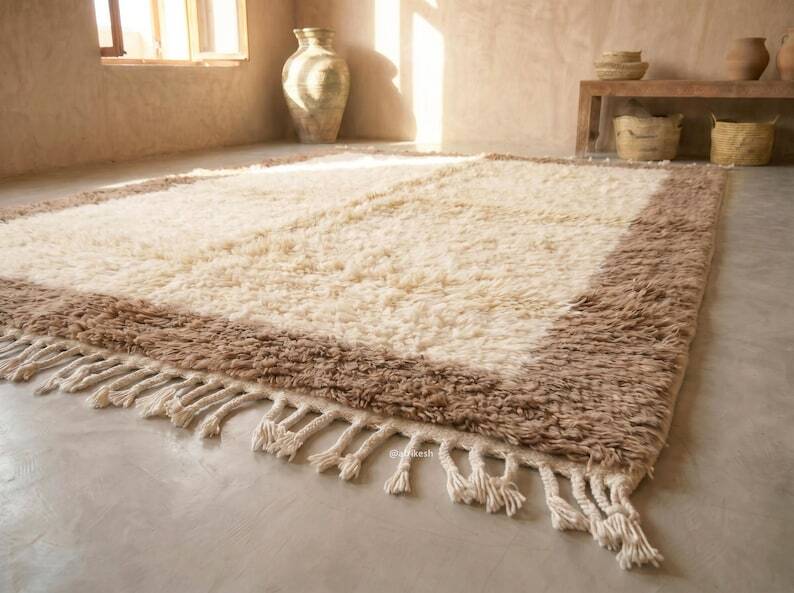 Handmade traditional Berber rug size 150/250 cm