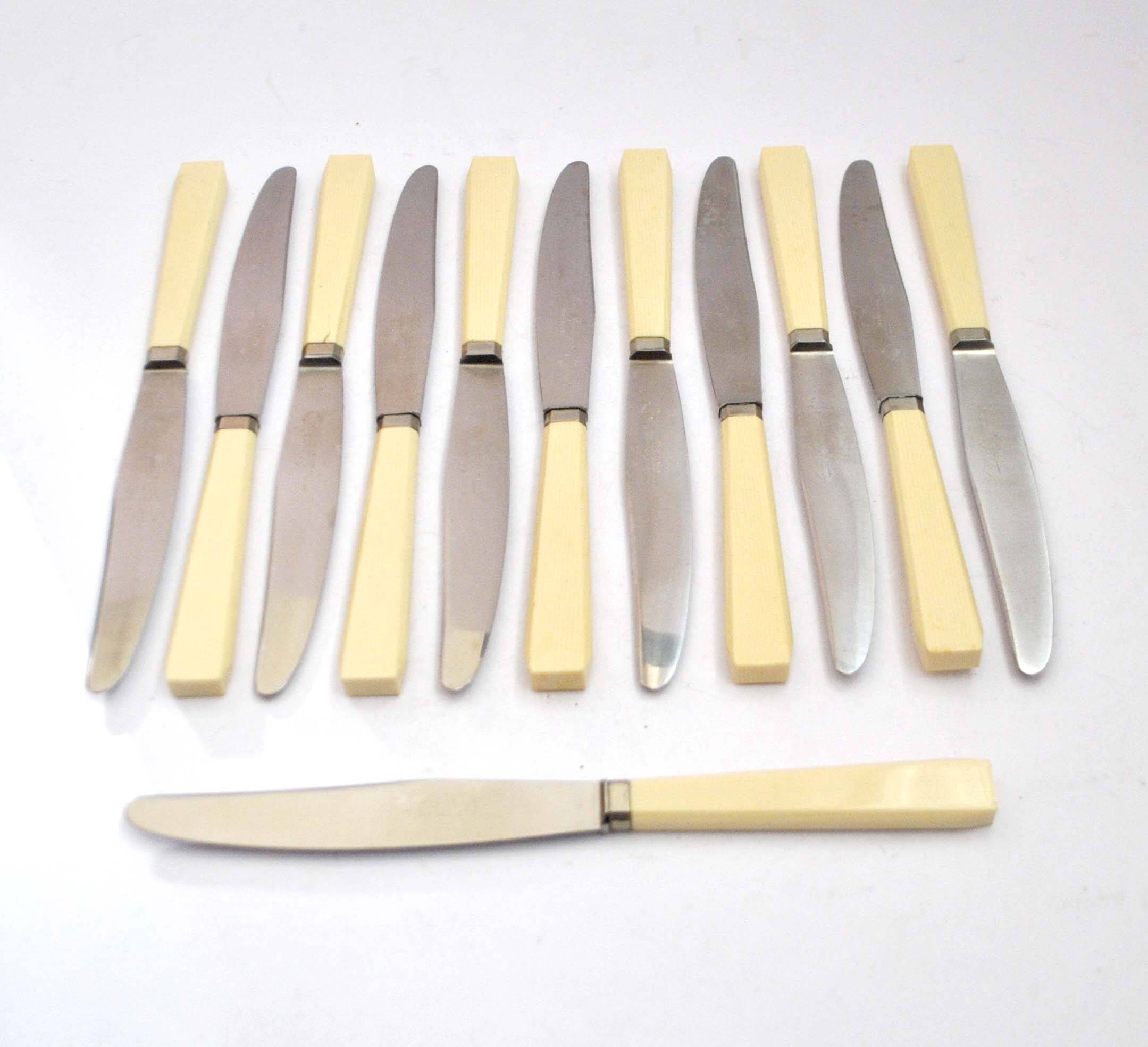 Set of 12 vintage knives in ivory resin by louis springer strasbourg 19.5cm