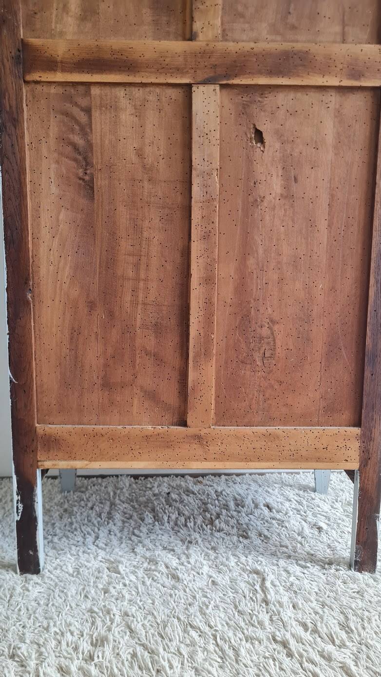 Parisian Art Deco glass cabinet