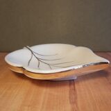Empty pocket in the shape of a vintage sheet