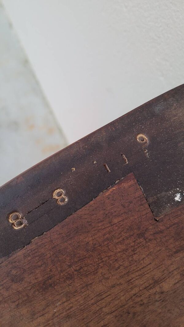 Commode Style Louis XV Estampillé en Marqueterie richement décorées bois de rose