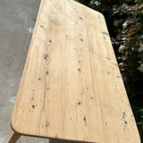 Farm table