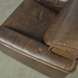 Buffalo leather vintage brutalist armchair by hugo de ruiter, leolux, 1970s