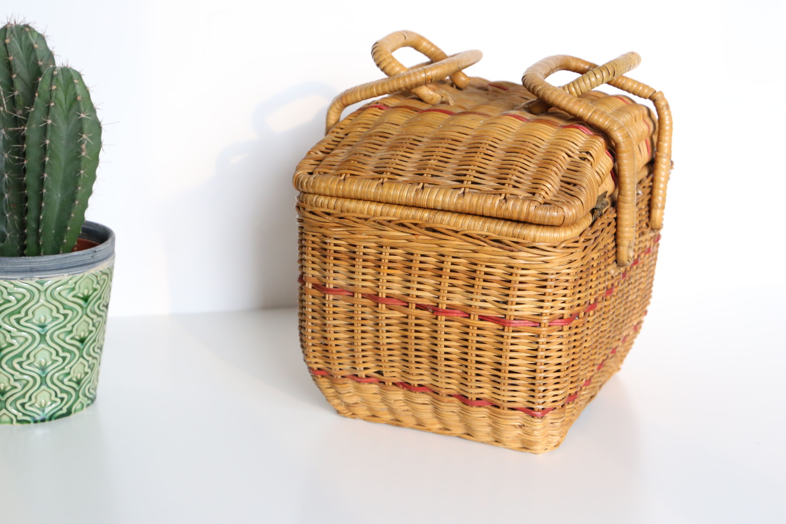 Wicker basket, picnic basket