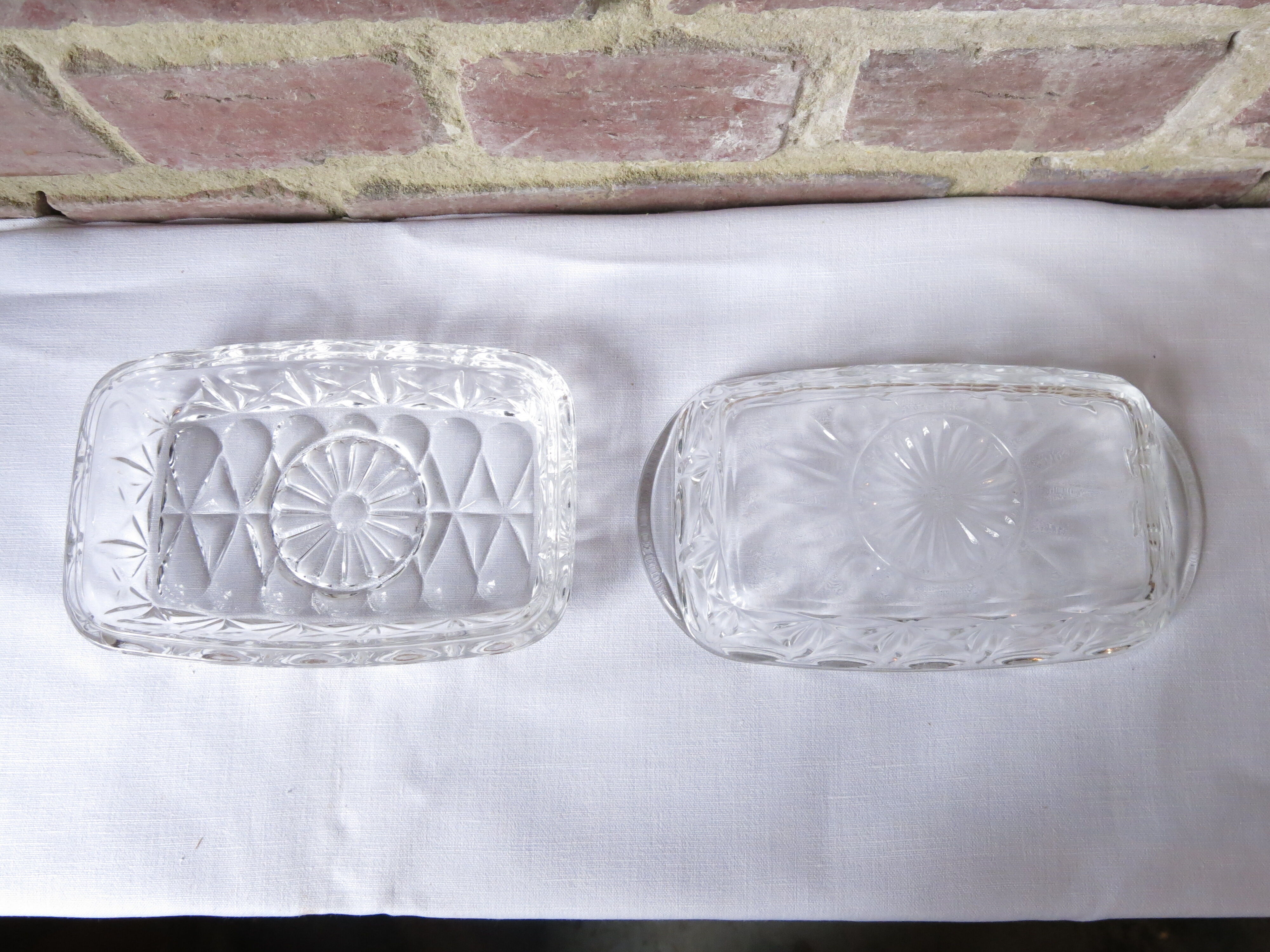 Butter dish from Reims in transparent glass