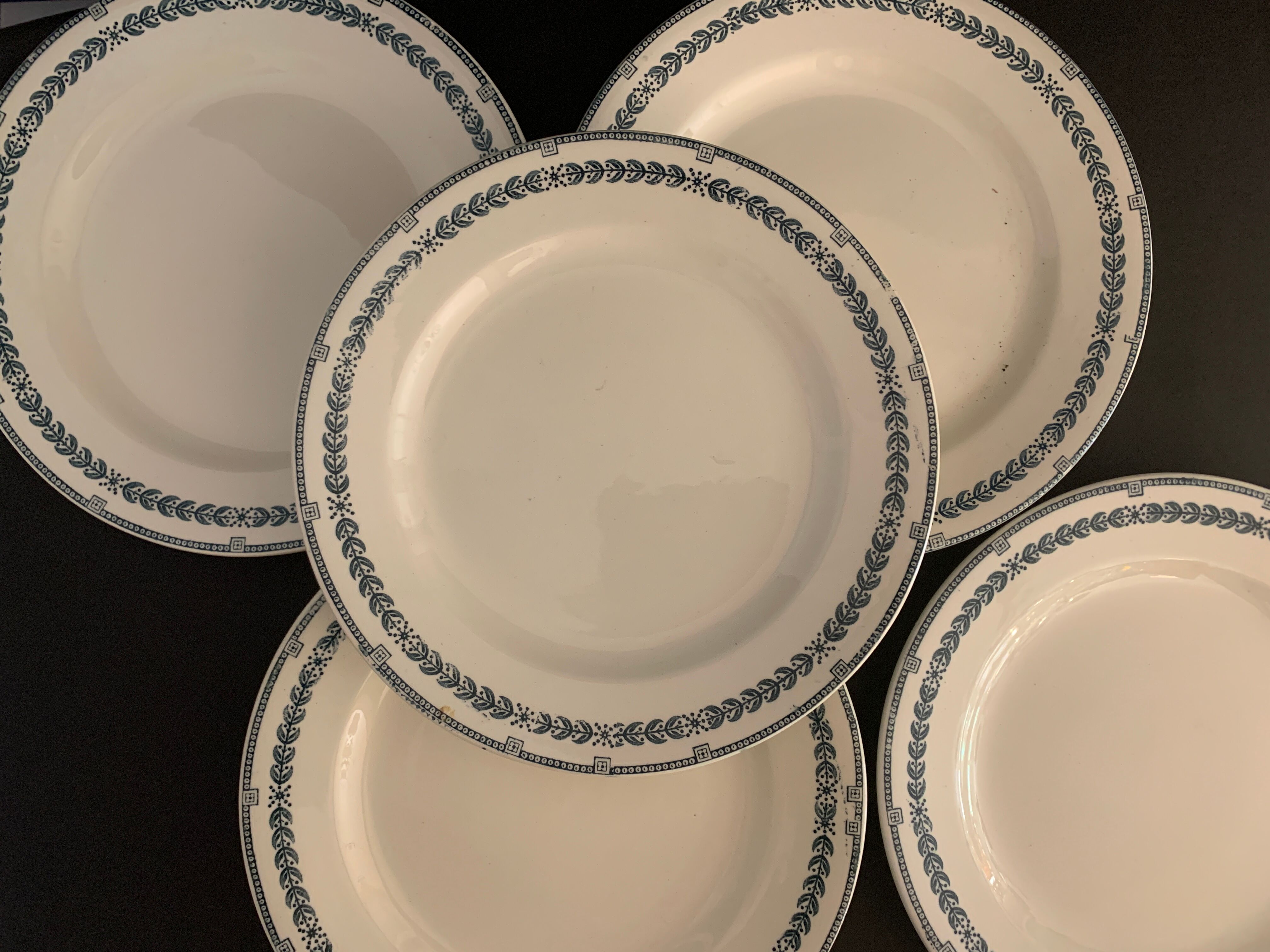 8 flat plates old Iron Earth, Salins, Condé service