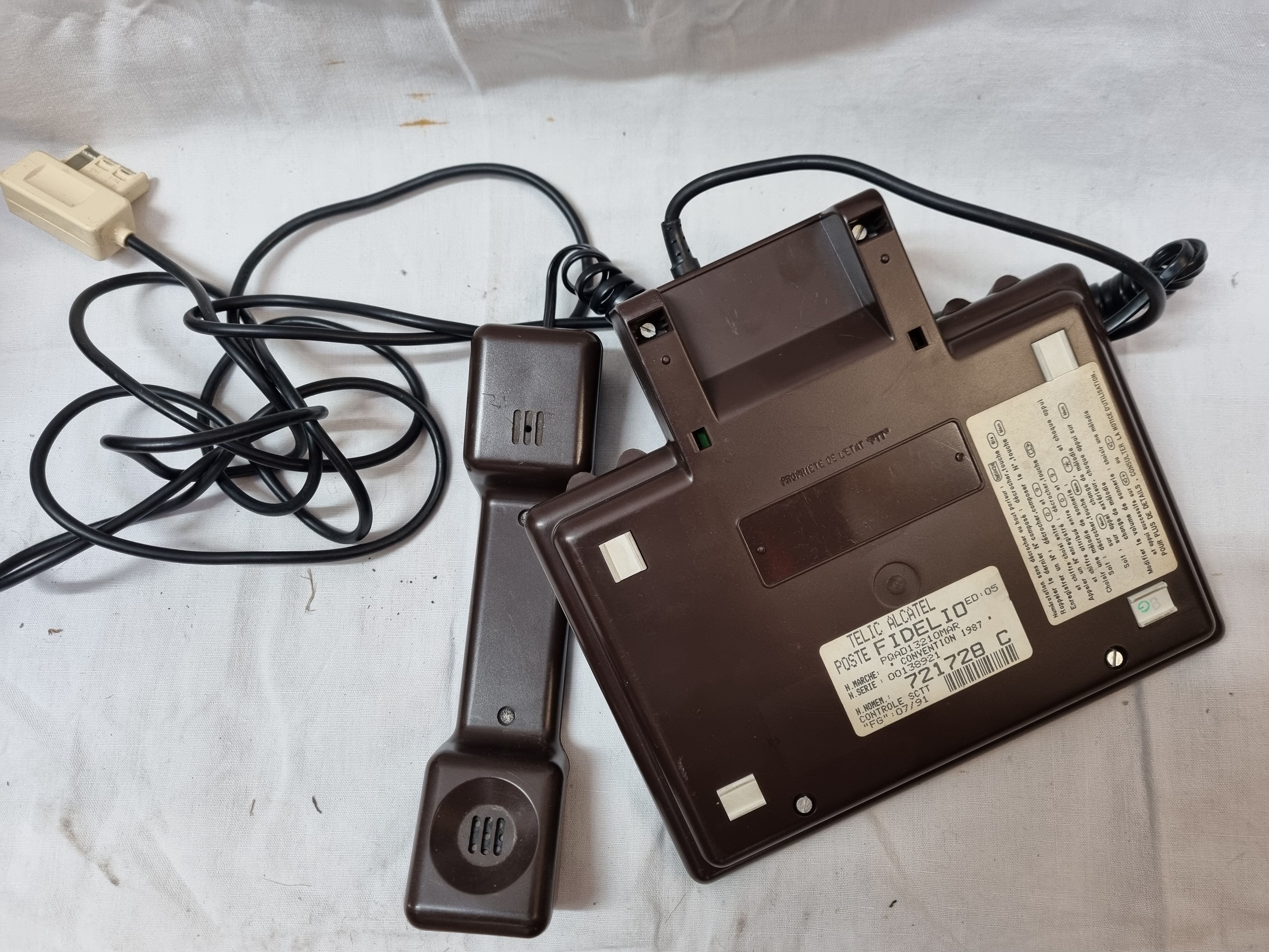 Vintage 1987 key phone