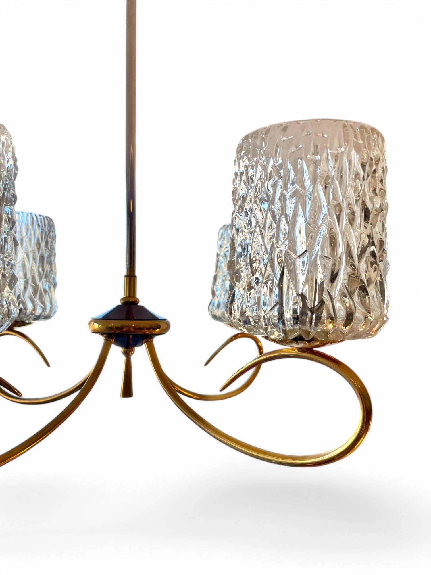 Vintage 4-light chandelier in chiseled glass