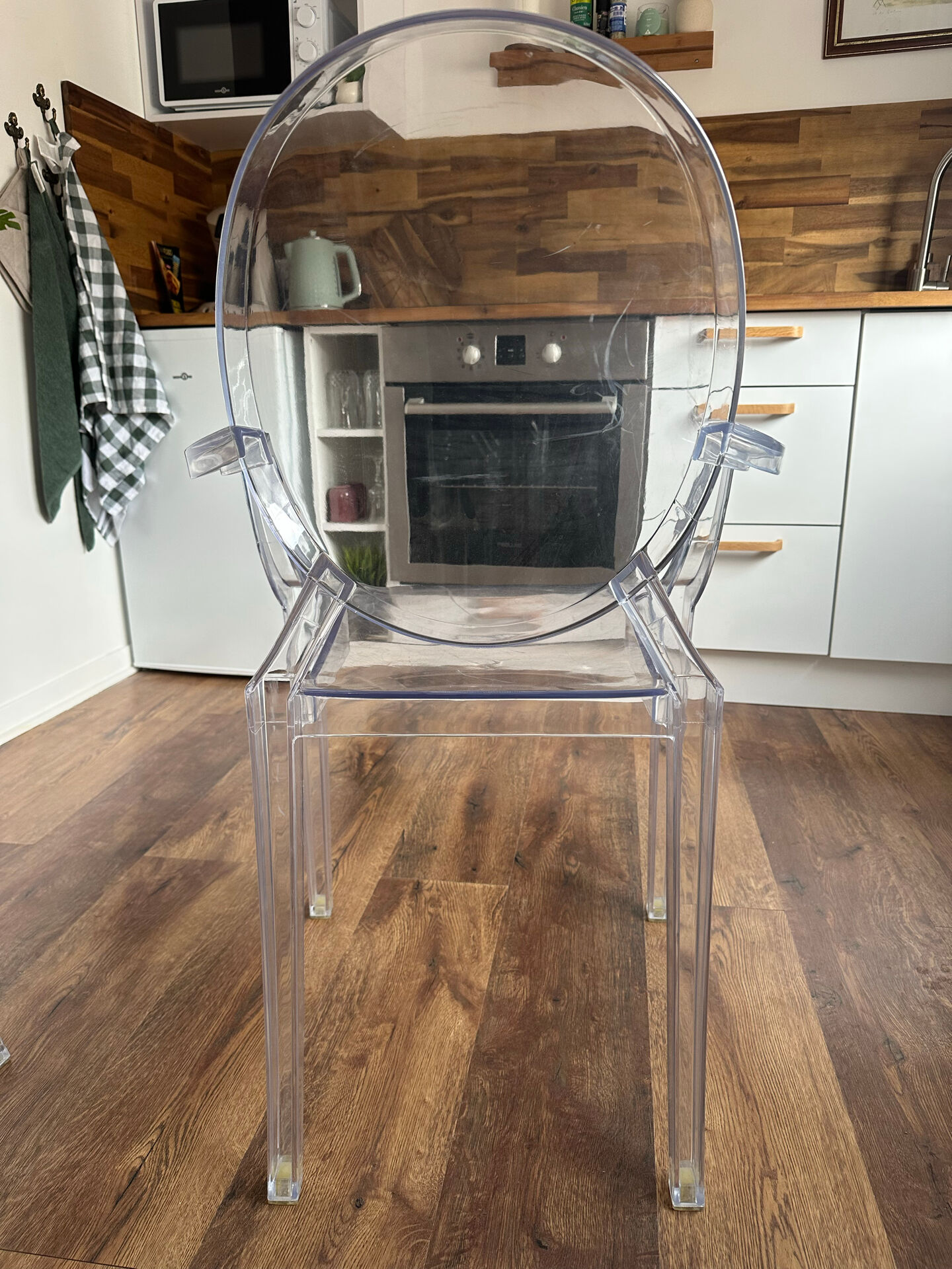 3 fauteuils style Kartell Louis Ghost transparents – Philippe Starck