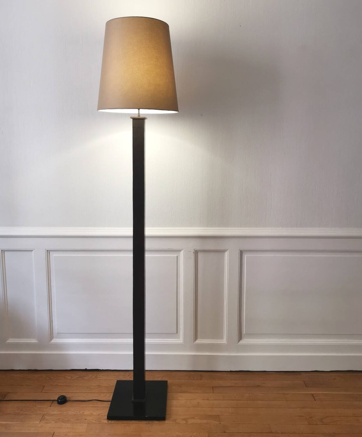 Nash model floor lamp, JNL Collection