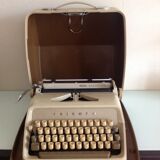 Triumph Gabriele E beige/ vintage 60s writing machine