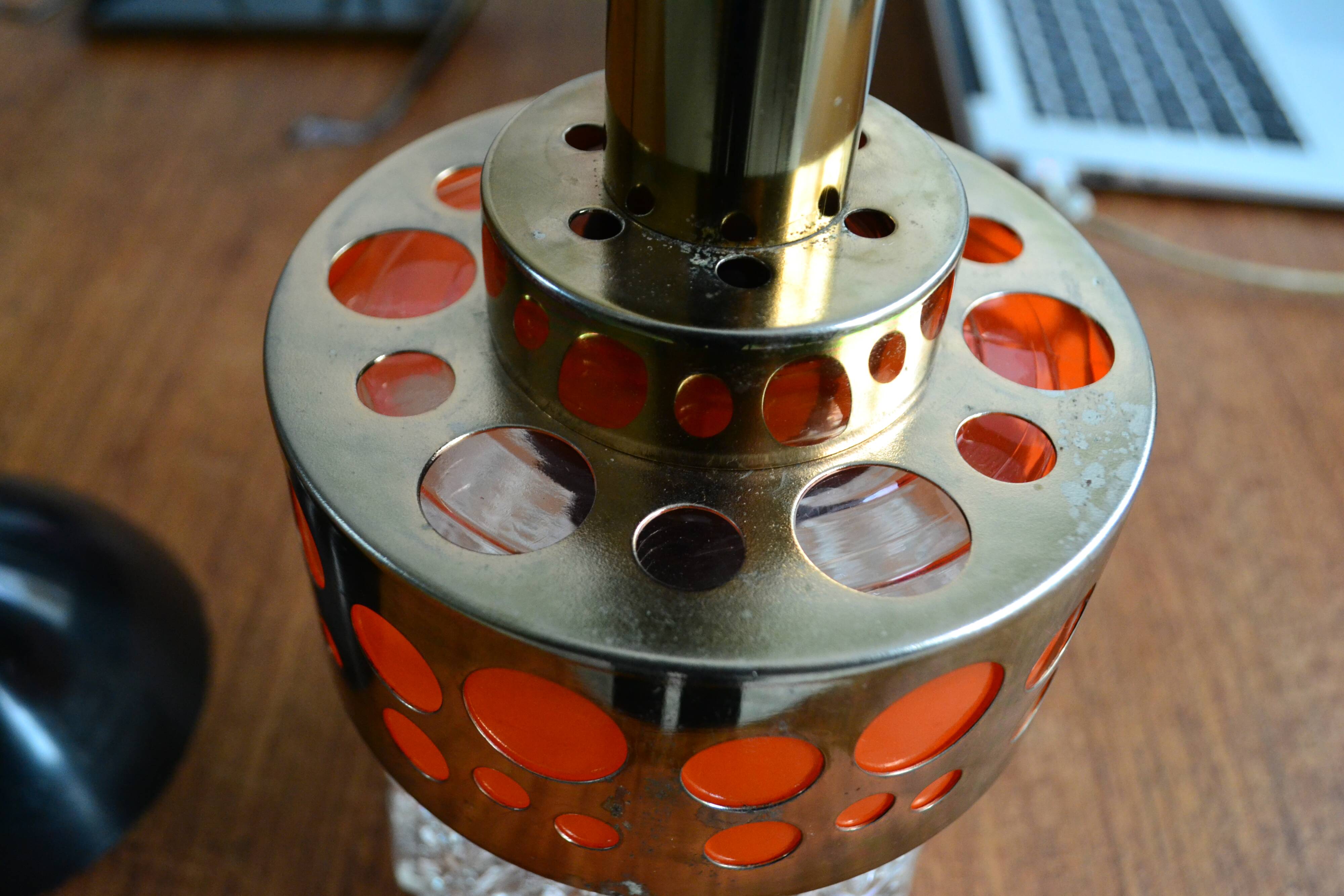 Suspension Raak gold orange 1970s pop