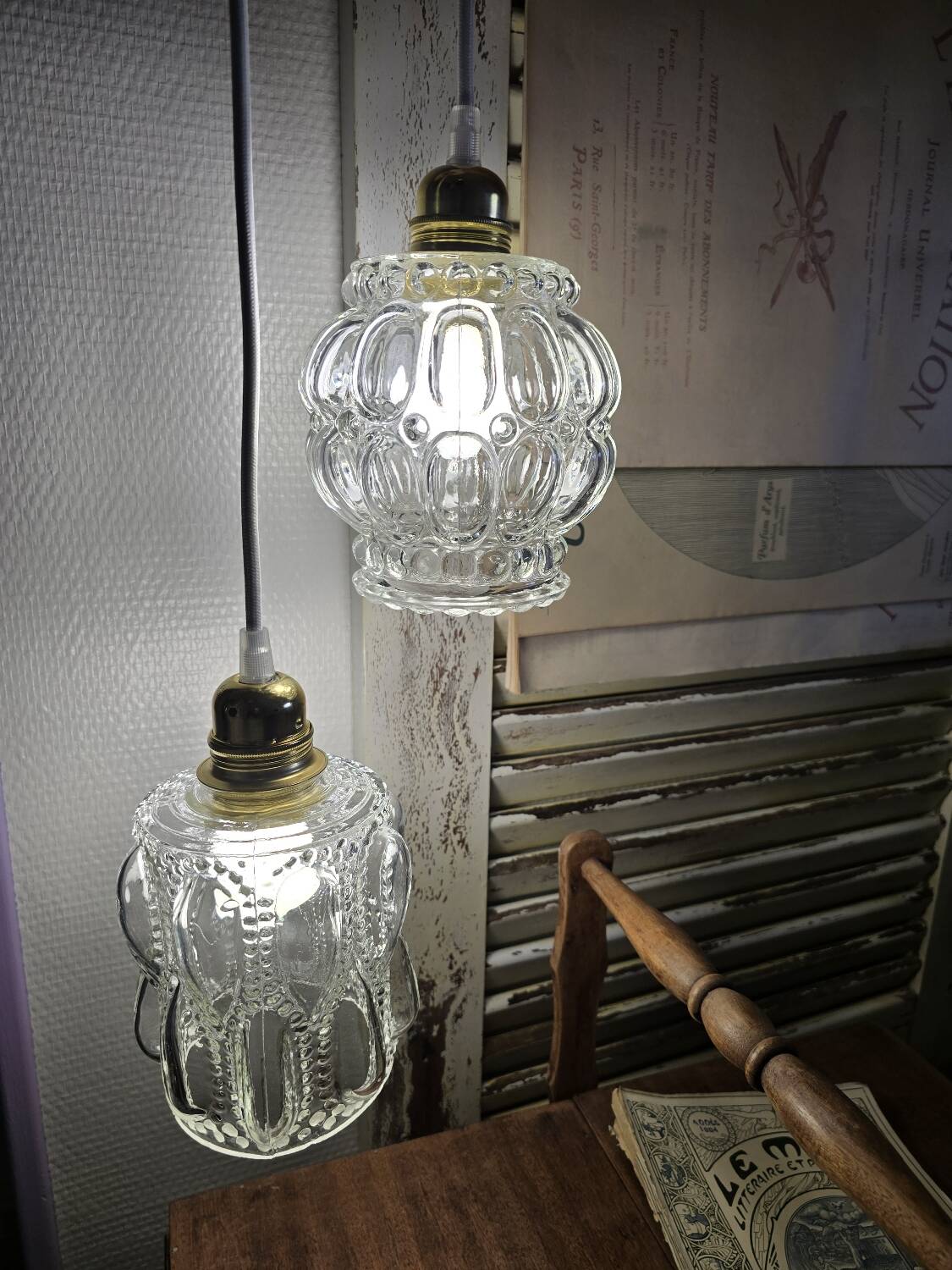 Suspension double globes antique blown glass moulded type Tynell