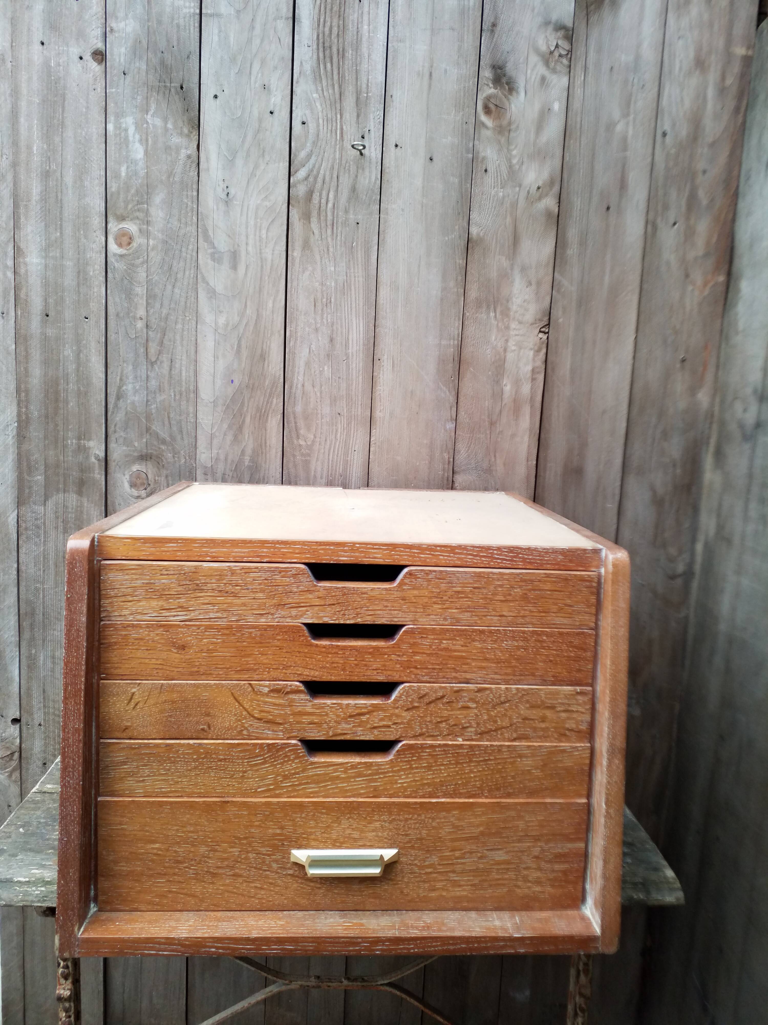 Cabinet with drawers