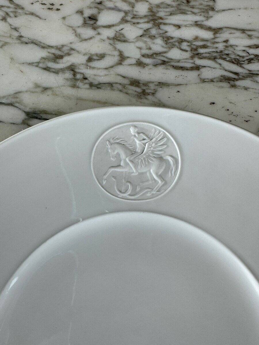 Kmp Berlin Porcelain Flatware and Dessert Plates Set, 20th Century