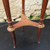 Very nice wooden pedestal