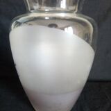 Glass vase with emmabled abstract patterns