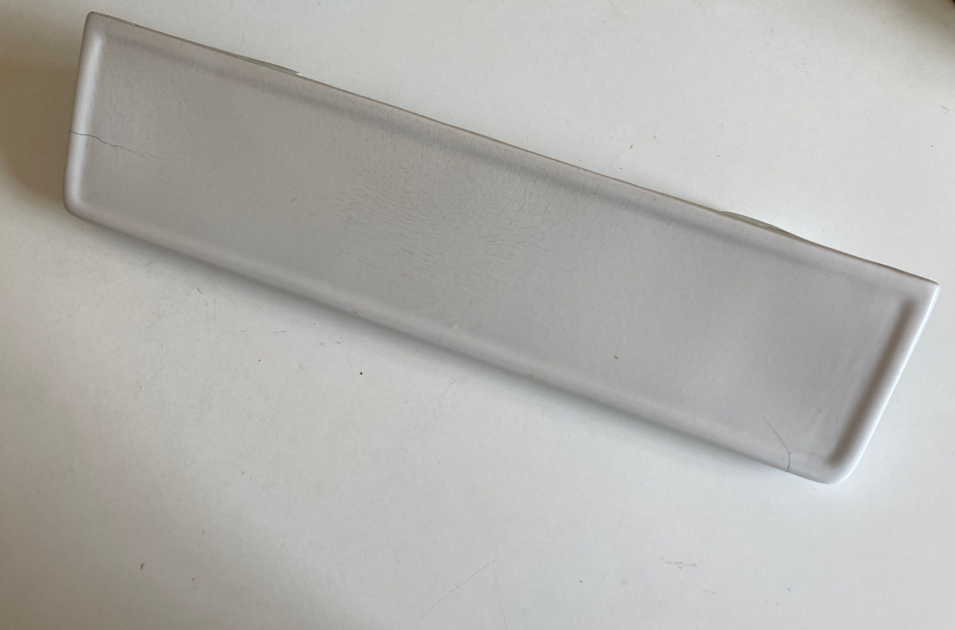 Art deco bathroom shelf shelf in white porcelain 50cm