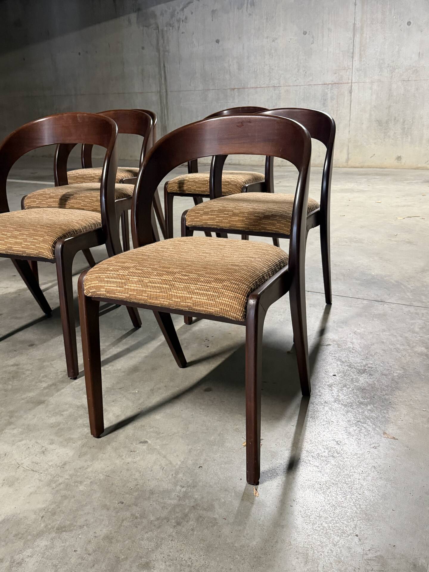 Set of 6 "Gondole" chairs by Baumann from the 1960s.