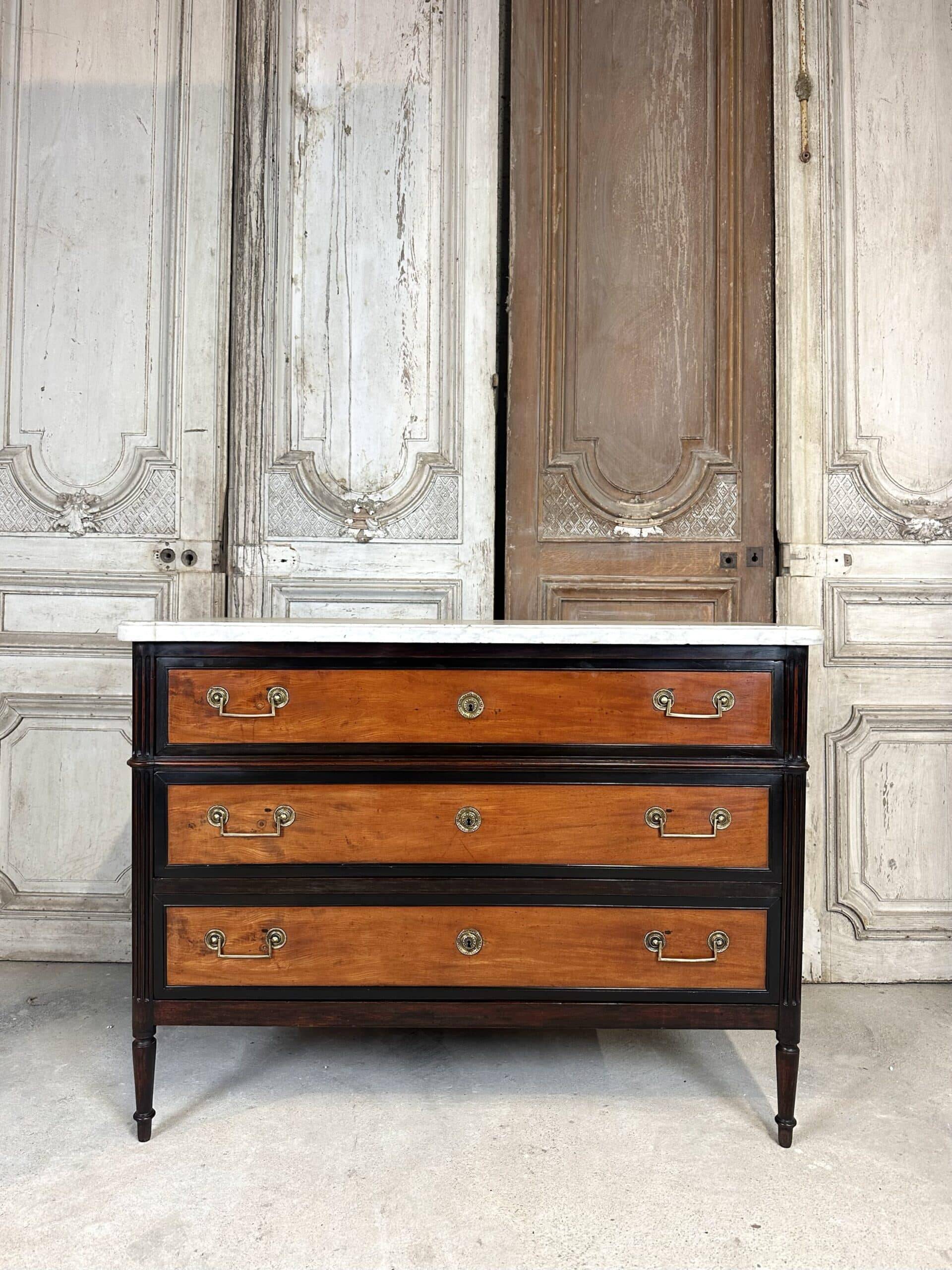 Louis XVI commode from the late 18th century