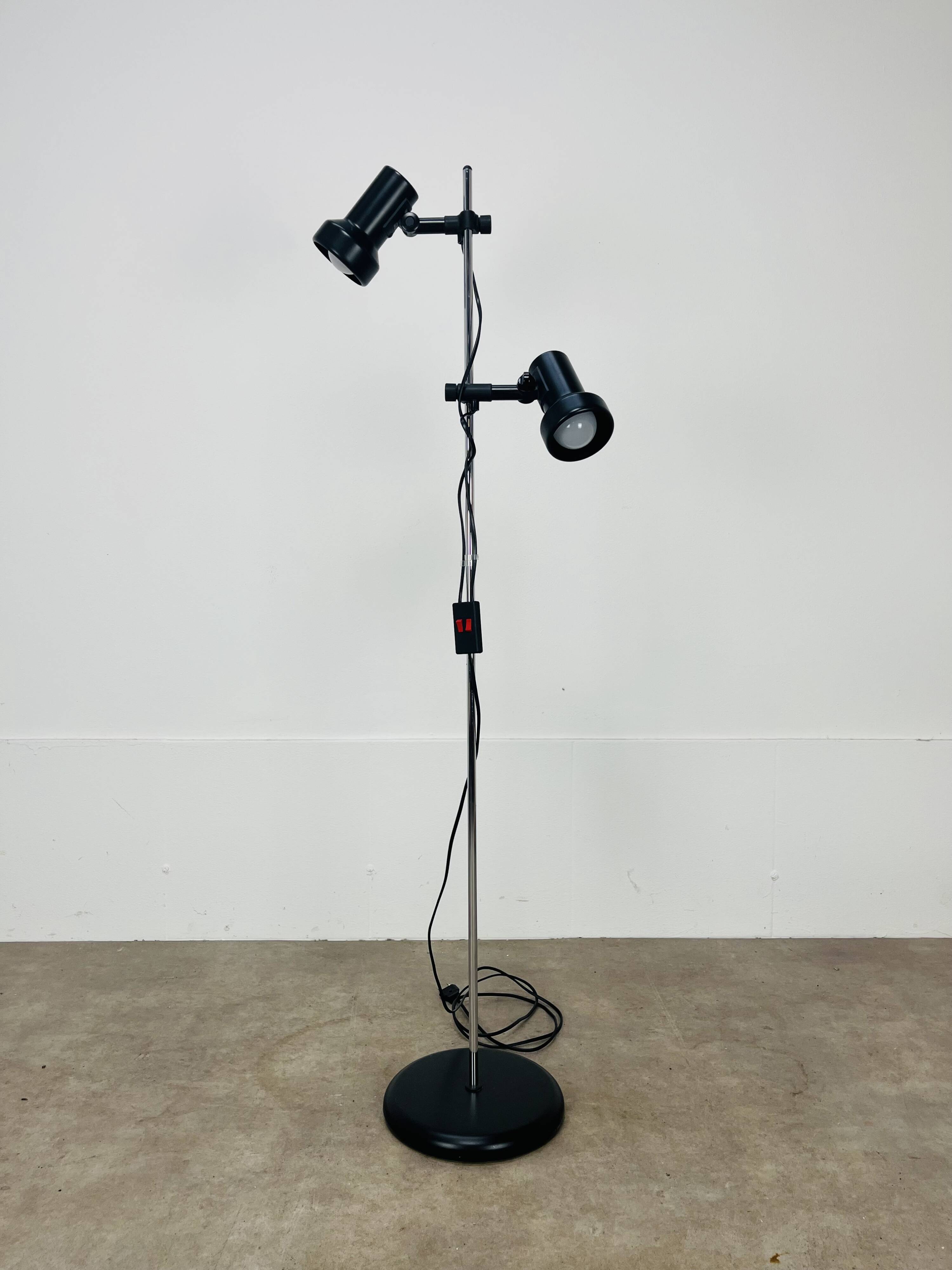 Miwi floor lamp with 2 vintage adjustable spots, black metal