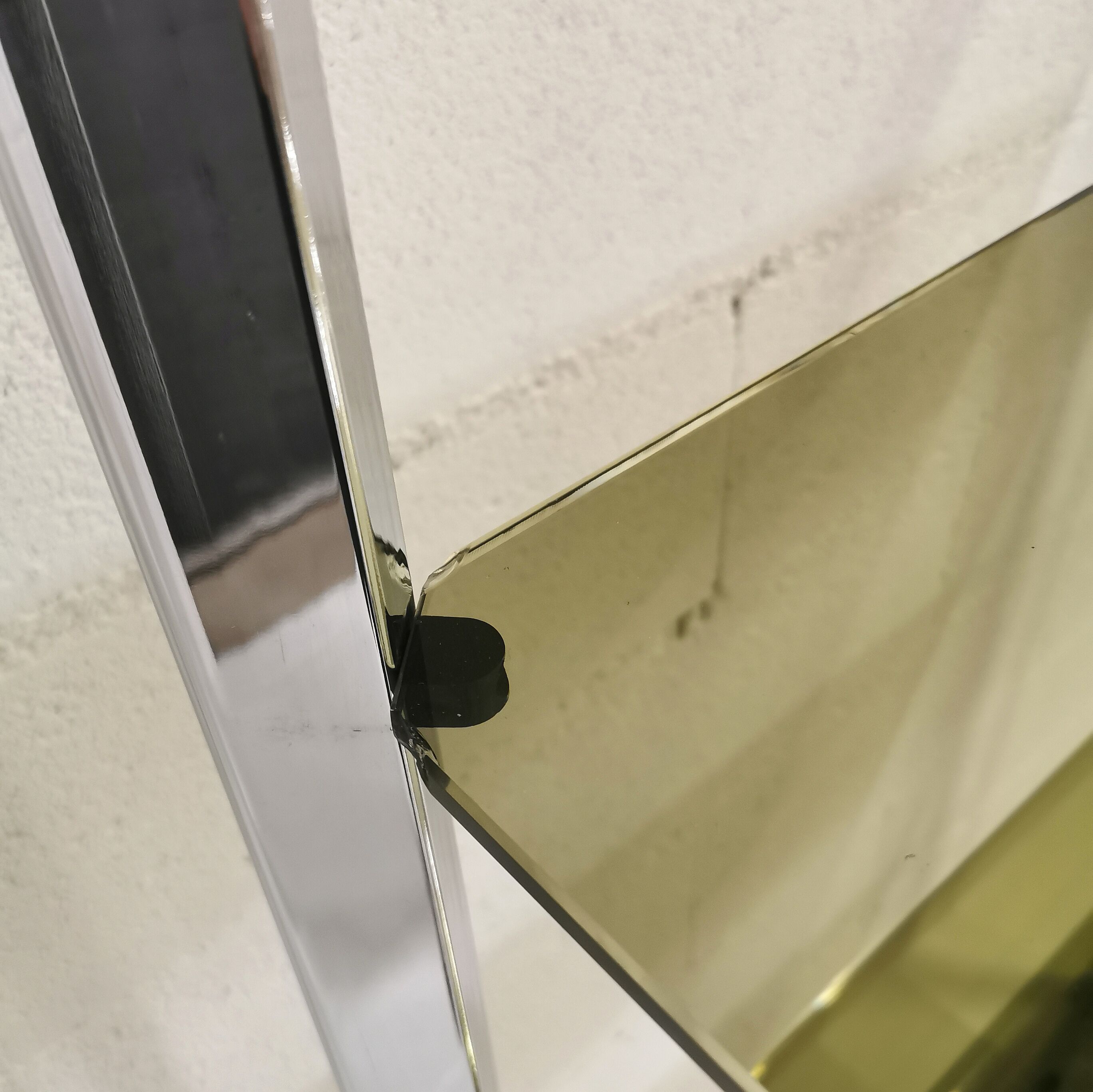 Shelf in chrome and glass, Fratelli Orsenigo, 1970