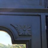 Dressmaker's cabinet with beveled triptych mirrors. (Mirror cabinet)