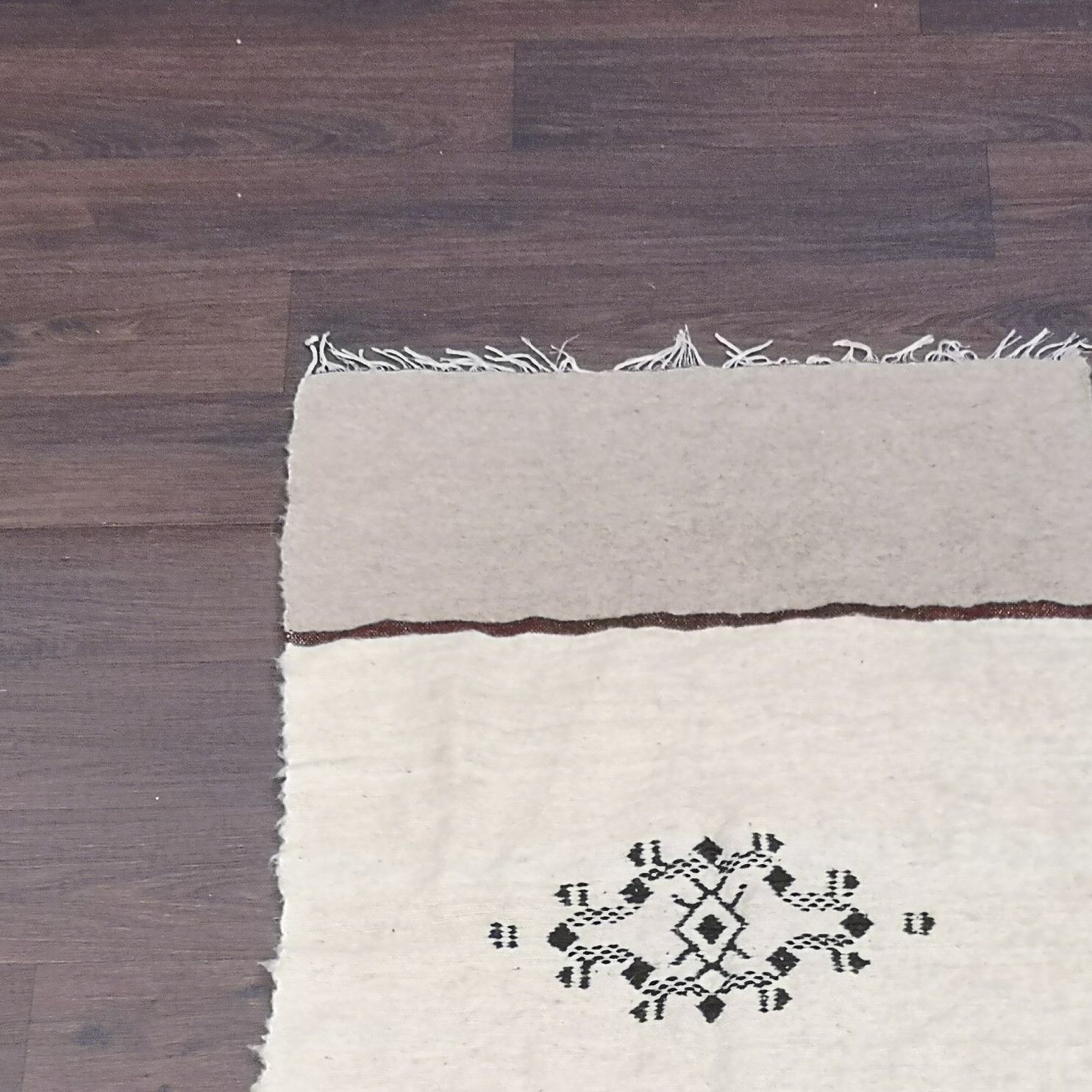 Small Moroccan Berber carpet handmade in 70x150 wool