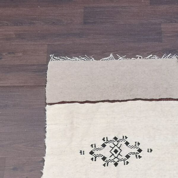 Tapis berbère marocain fait main en laine 70x150