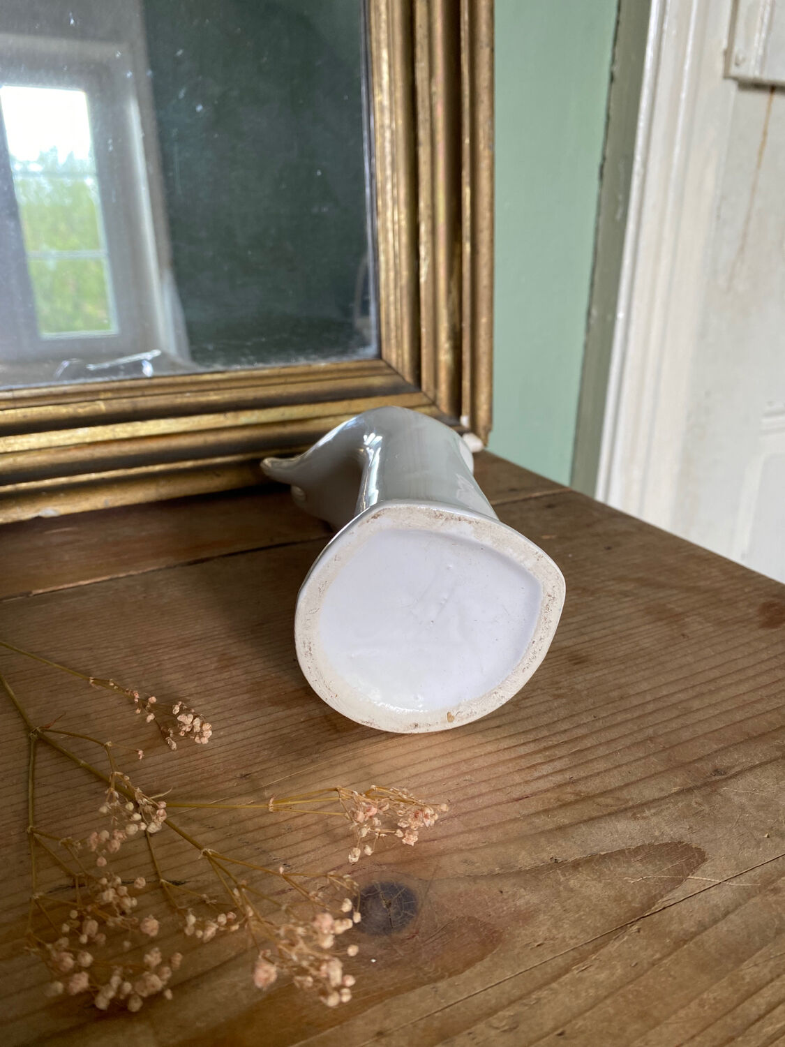 Main en porcelaine baguier soliflore signée