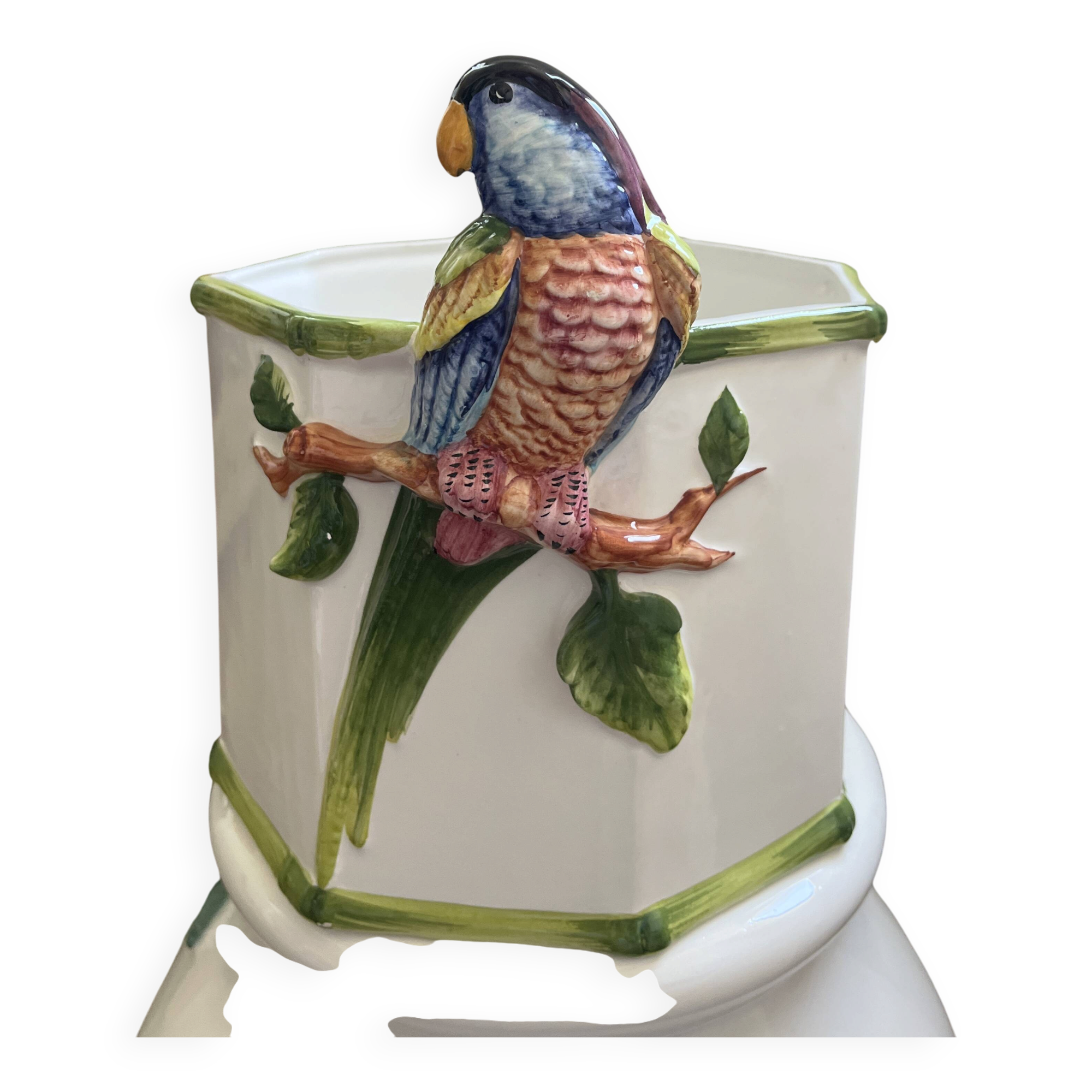 Cache pot