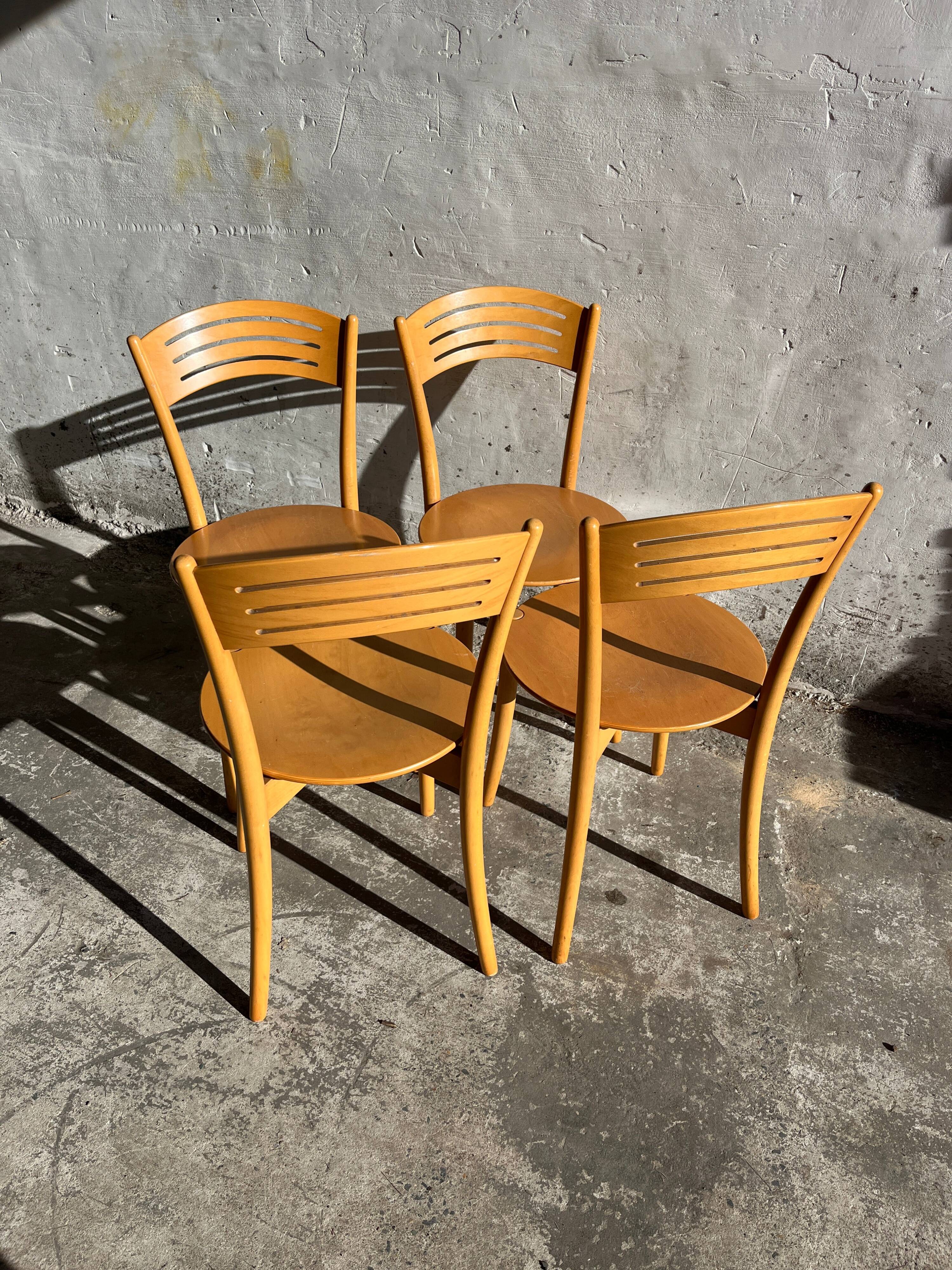Vintage Italian bistro chairs, 1980s – set of 4