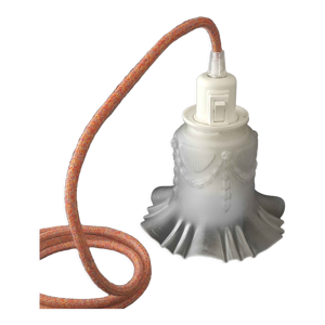 Lampe corolle de verre opaque à