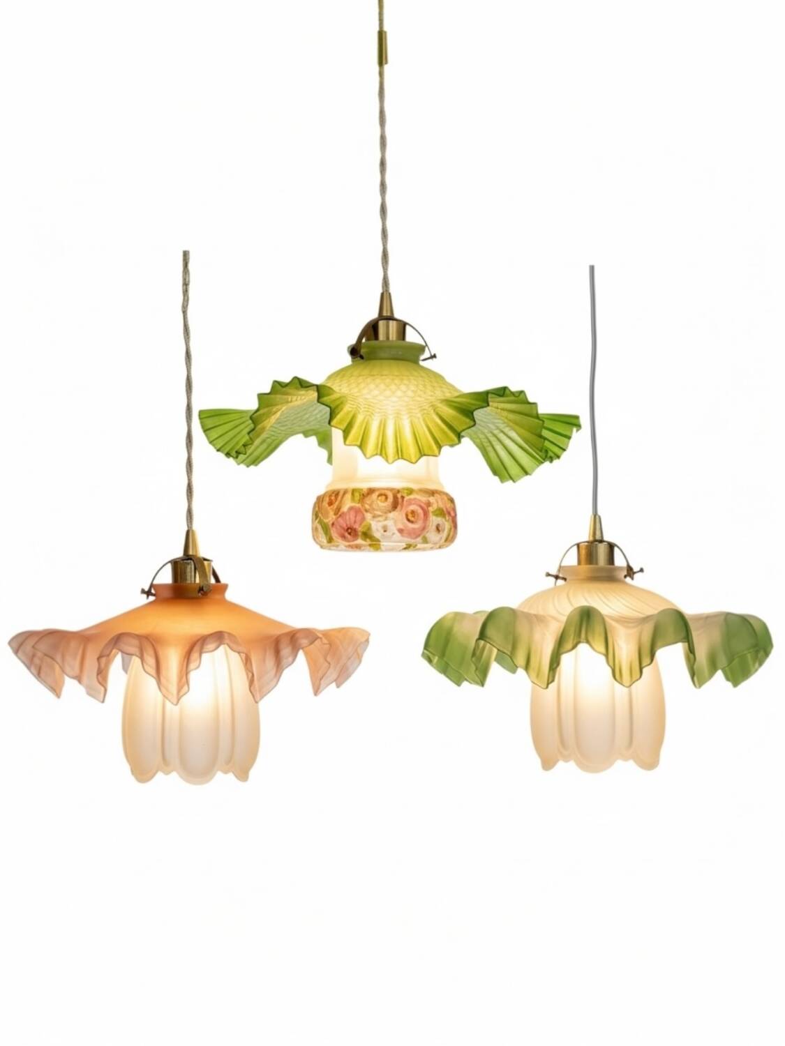 Opaline pleated suspension and tulip with Art Deco floral patterns.