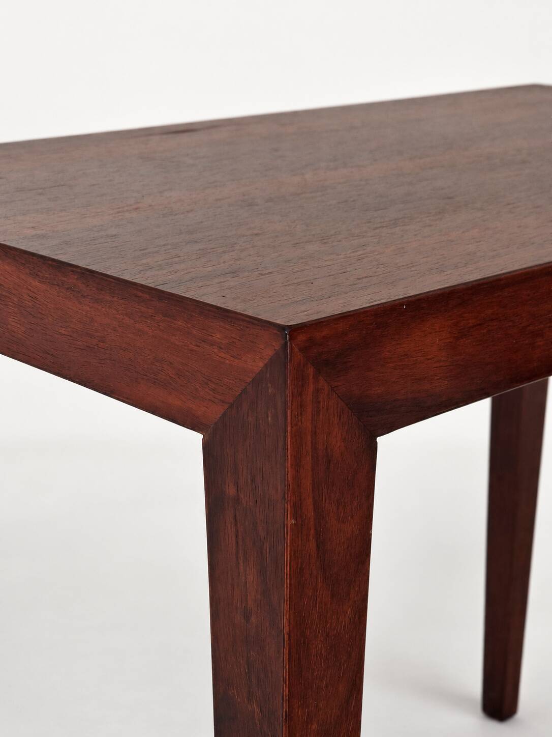 Tables gigognes en palissandre par Severin Hansen, Haslev Møbelsnedker Danemark années 60.