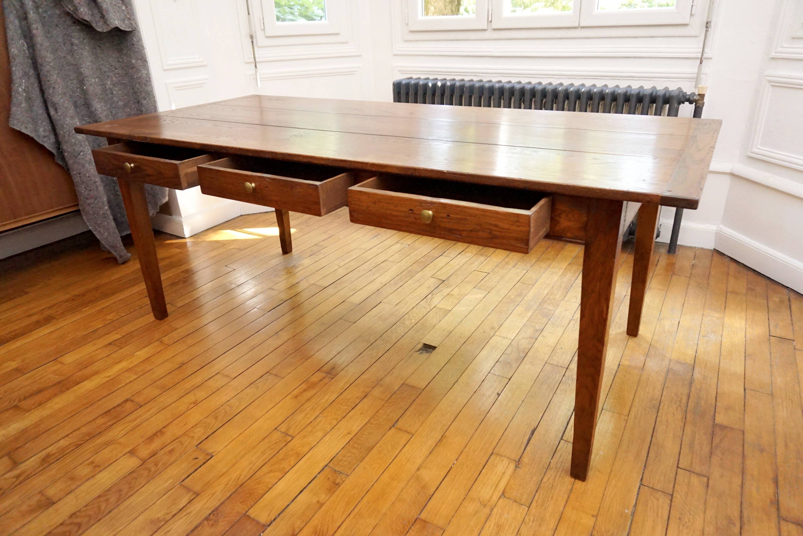 Oak farm table with 3 drawers