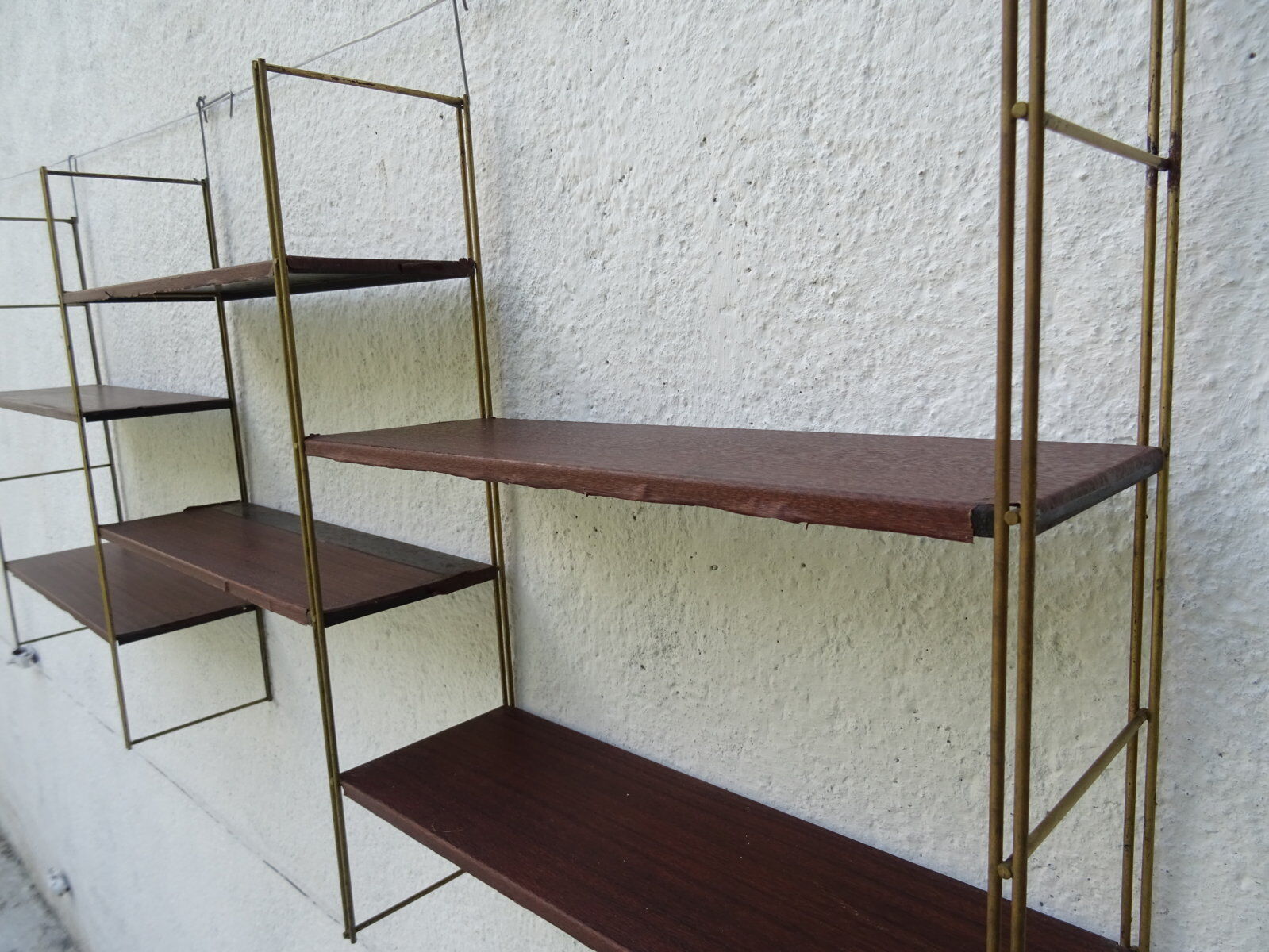 String wall shelf