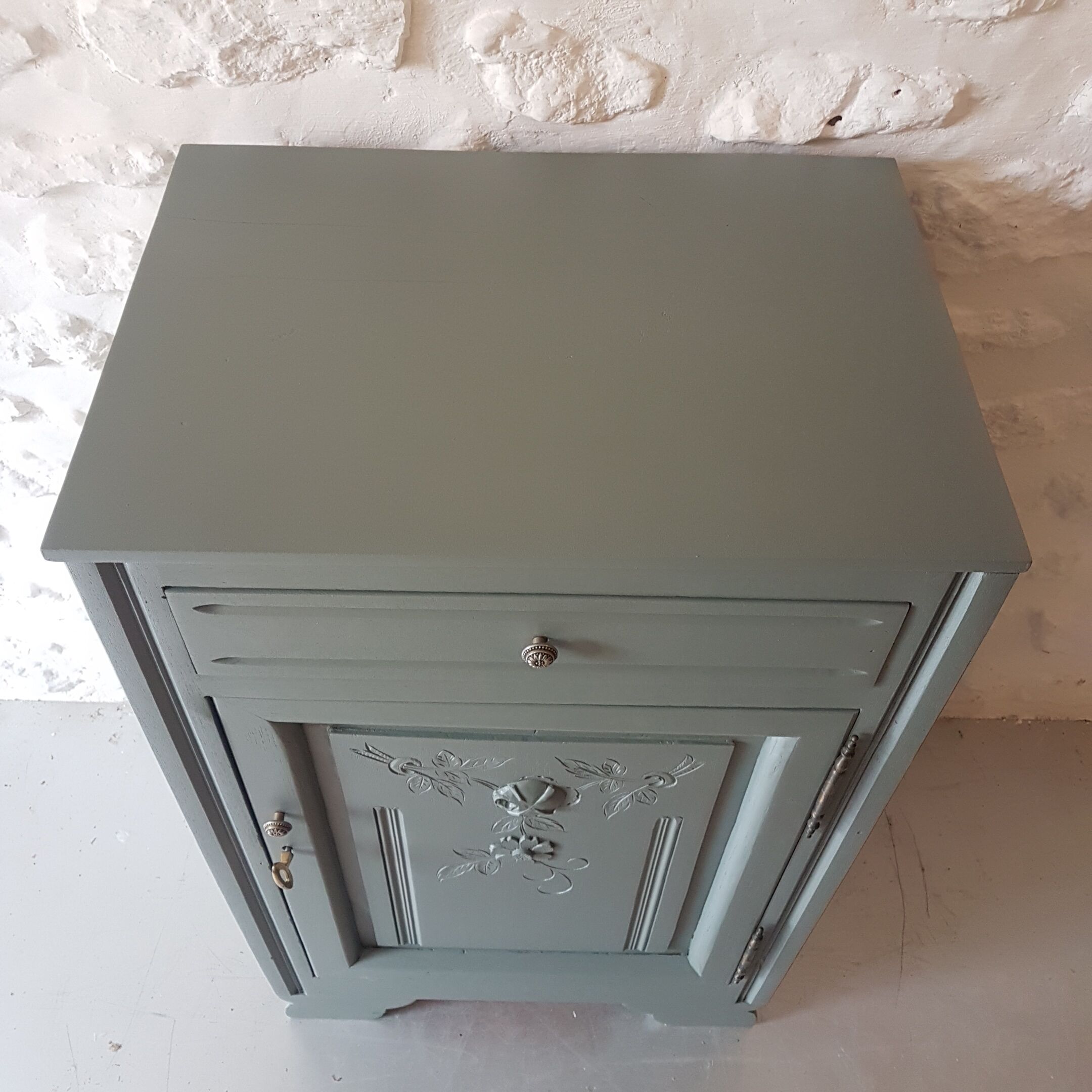 Small art deco green buffet