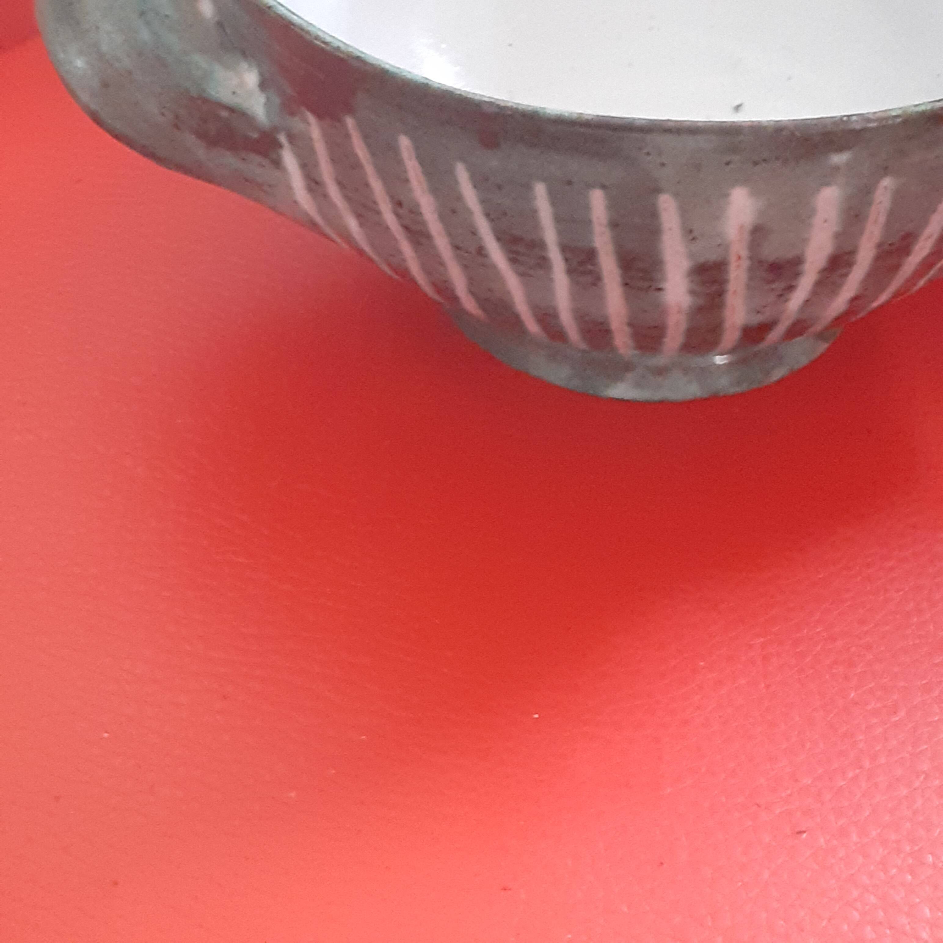 Eared bowl. Vallauris. Robert Picault