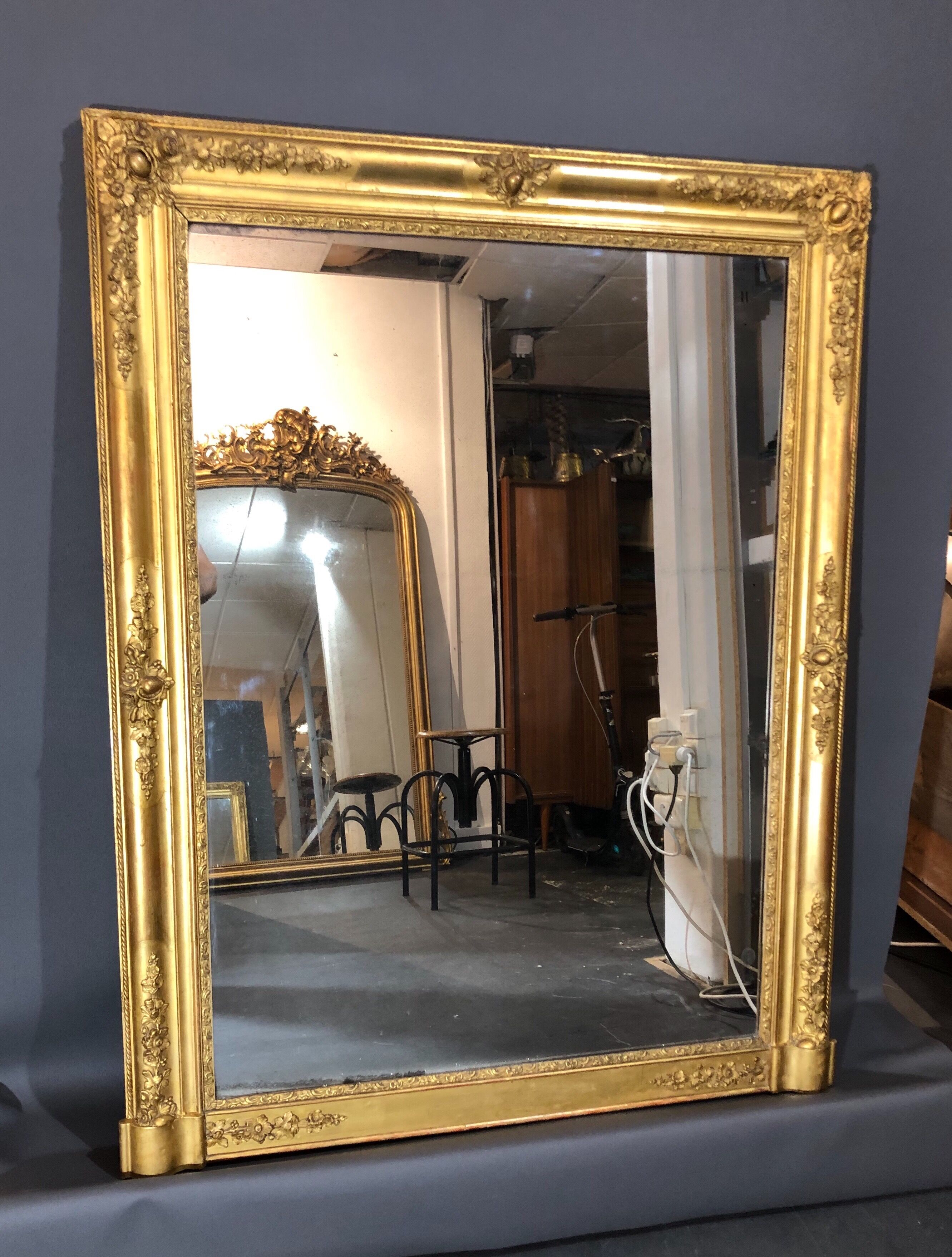 Mirror 125x97 cm beginning XIX gold leaf gilding