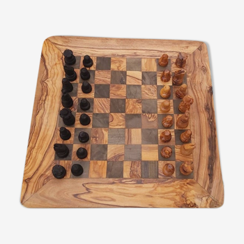 Natural olive wood chessboard