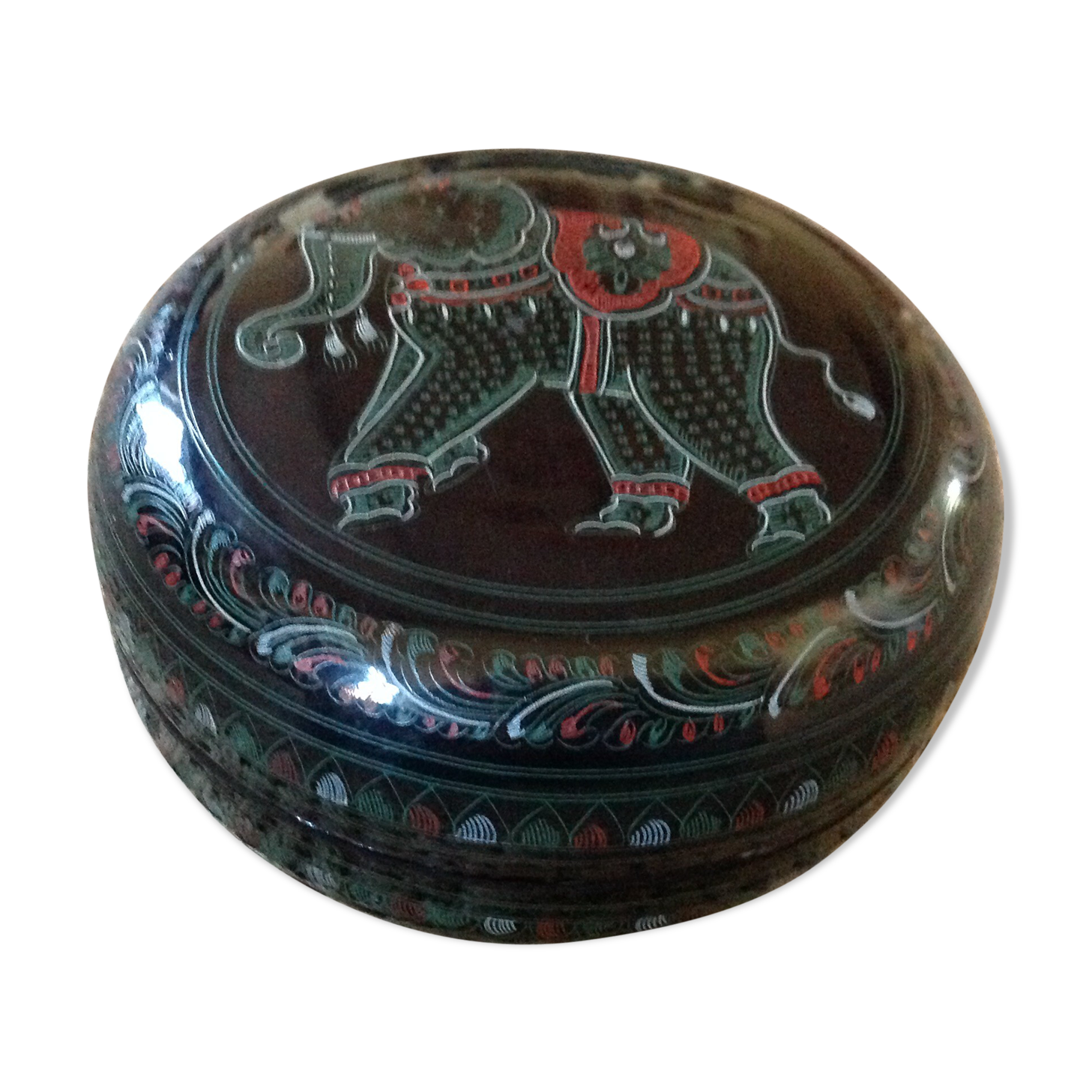 Elephant round box