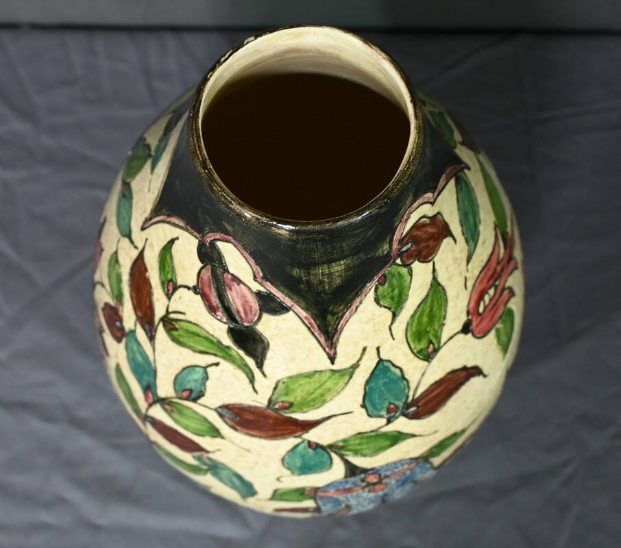 Vase en Faïence Polychrome, signé J.Massier, Vallauris – Début XXe