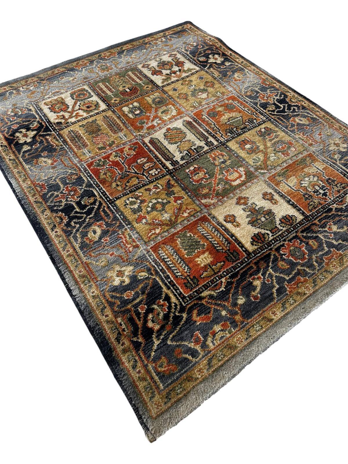 Tapis de style oriental 120cm x 150cm