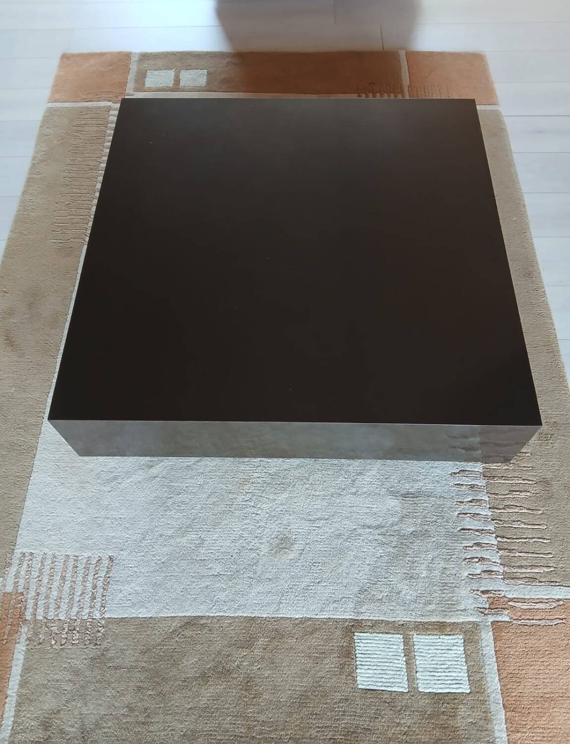 Lacquered cube coffee table – 1970s modernist design