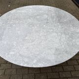 Original round dining table Knoll Tulip (137cm) Carrara